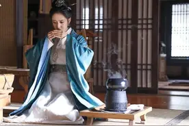 钱钟书先生，发现了古诗词中最奇妙的一种修辞方式：通感图片