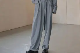 穿阔腿裤时，搭什么鞋子才够好看？推荐这3双，显高不说还特时髦图片