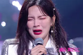 从杨超越把人逗笑的解散感言看她说话的艺术：懂她的人会笑中带泪图片