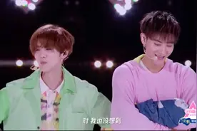 鹿晗，黄子韬的女团舞，太甜了，太甜了图片