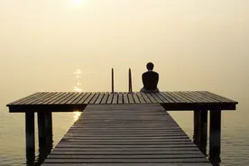 一个人最大的本事，是不把自己当回事图片