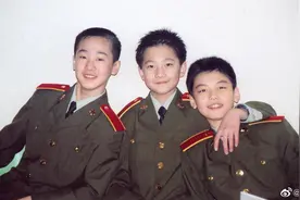 和杨洋是军艺同学，在春晚领过舞，《披荆斩棘》的他还是南艺老师图片