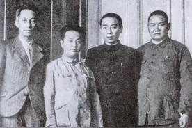 新四军副军长，罗炳辉如果健在，1955年，会不会授予大将？图片