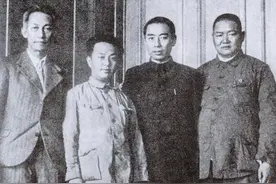 新四军副军长，罗炳辉如果健在，1955年，会不会授予大将？图片