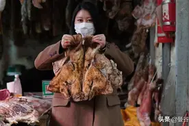 200块买了只大猪头！云南网红篆新农贸市场，比泰国菜市还精彩图片