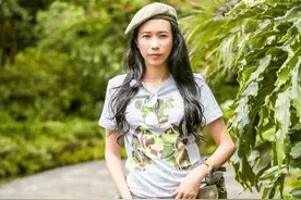 这就是价值3000万的腿，莫文蔚穿普通牛仔裤，简直太美了图片