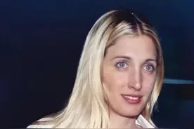 小肯尼迪夫人：漂亮有品位，飞机失事和丈夫姐姐一同殒命，才33岁图片