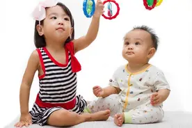 为了生男孩，孕妇服下“转胎丸”：有多少女婴还在被迫“转性”？图片