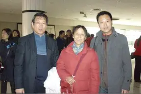 52年前，那个宣称要扎根农村一辈子的知青吴献忠，如今现状如何？图片