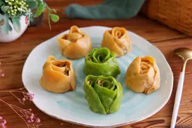 冬至包饺子时，顺手包几个“玫瑰花”，好吃又喜庆，很讨家人喜欢图片