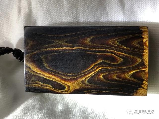 作假“金丝柳”的特征详谈