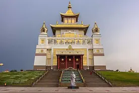 欧洲共和国卡尔梅克：为捍卫民族文化闹独立，街道满满中国风情图片