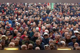 加装电梯是好是坏？听听过来人的不同声音图片