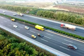 中国8车道高速最多的省份，长度超过1000公里，哪个省能与之相比图片