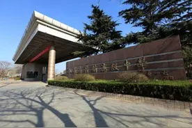国家示范高中，连云港市首批名校：江苏省赣榆高级中学图片