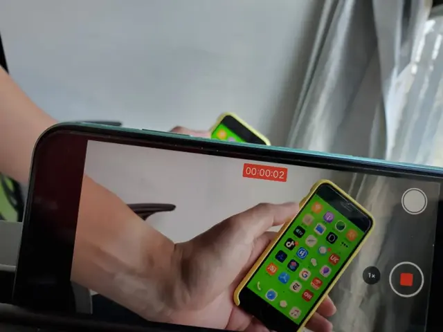 【精灵课堂第11课】抖音超火iPhone 全透明动态壁纸，含完整教程
