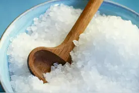 夏季养羊，添加食盐要注意图片
