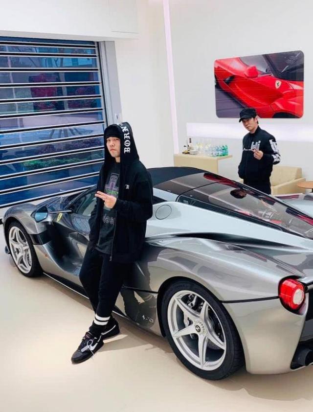 周杰伦收藏的汽车，车龄60年，马力30匹，在MV里出现过