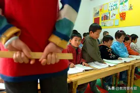 初中顽皮女生和她的班主任（小小说）图片