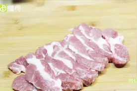 自己在家做烤肉怎么腌肉？这个秘制配方简单又好吃，赶快收藏！视频封面