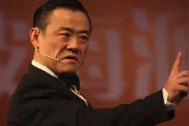 周立波吸毒风波后变炫妻狂魔，两人高调秀恩爱，晒海景别墅超开心图片