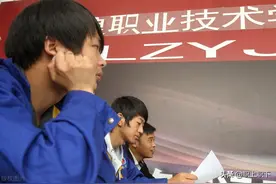 每年400万专科生，在大城市难有体面工作，认清三个残酷事实图片