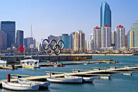 青岛地产富商的不归路：年少数次入狱，开发多个项目，终命丧黄泉图片