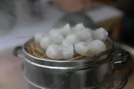 水晶蒸饺怎么做？只要掌握2个要点，蒸饺皮透明劲道又好吃图片