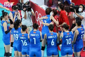热评丨40余年为郎平鼓掌 我们悟到了什么图片