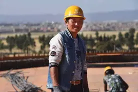 农民工去非洲打工一年挣几十万，为什么他们回来后都不愿意再去？图片