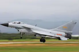 歼10D要来了？歼10家族迎来最新改进型，还是隐身版的？图片