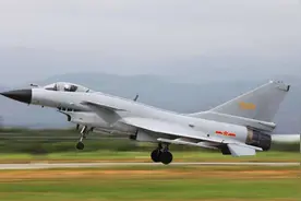 歼10D要来了？歼10家族迎来最新改进型，还是隐身版的？图片