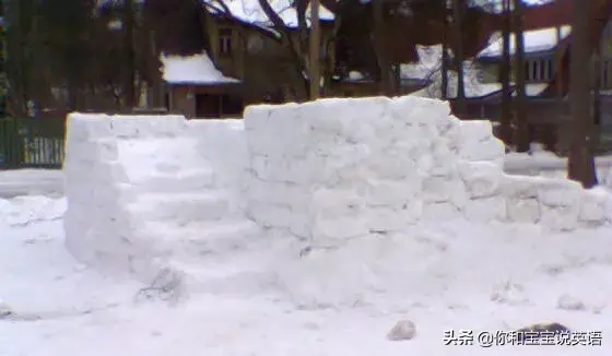 打雪仗的英语