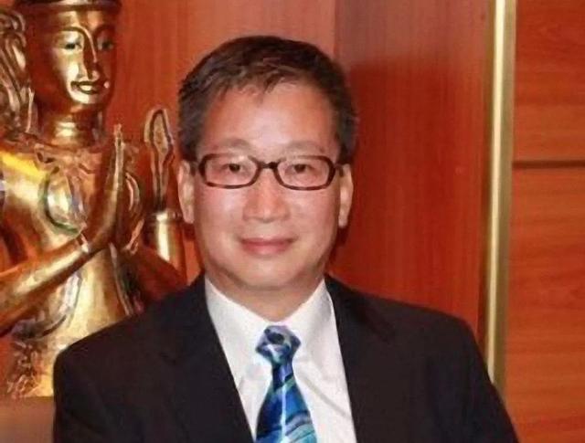 周润发、胡慧中、张曼玉，这样顶级阵容科幻片，要有第二部就好了