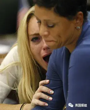 被爸妈害惨，玉女变“欲女”，好莱坞最美甜心崩坏的十年…