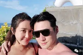 “古装美男”和富婆、女星的瓜图片