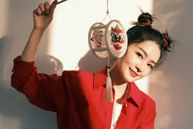 李沁一身红装庆元宵，哪吒头造型格外喜气，网友调侃：想吃小揪揪图片