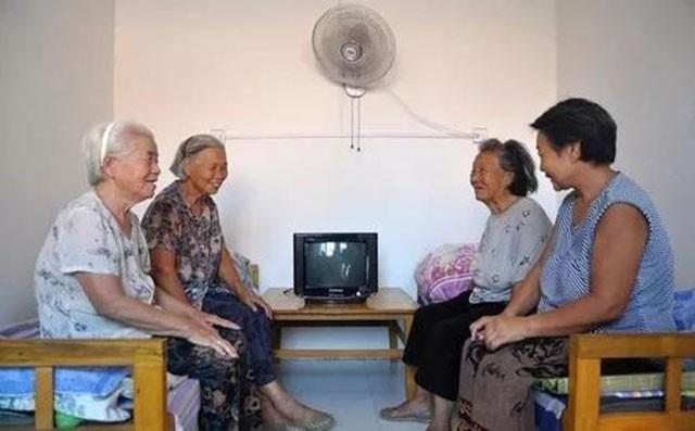 养老院里那些令人胆寒的残酷真相：养儿不防老，防吃绝户