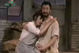 孙红雷丁嘉丽20年前同框照罕见曝光，两人依偎一起看起来好般配！图片