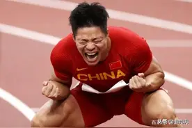 用冠军选手的速度玩俄罗斯方块究竟是什么体验？图片