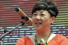 他是瞎子，卖槟榔成富豪，妻子没生儿子，去世后家人争10亿财产图片