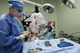 外防输入控疫情 医者仁心再前行——哈医大一院耳鼻喉科张天虹主任团队完成多例中耳胆脂瘤手术图片