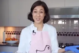 前TVB花旦钟嘉欣晒近况，不拍戏改当主妇好憔悴，宅家后变大妈图片