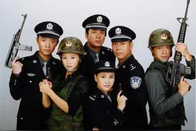 吸毒、整容、当导演，《重案六组》主演人生，远比作品更魔幻图片
