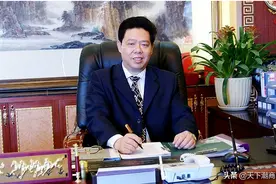 潮汕“石油大王”蓝楚汉从建筑队长到商界巨贾，事业成功回报家乡图片