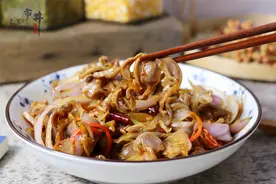 炒鸡胗，焯水还是不焯水，做对了鸡胗又脆又香，没腥味特好吃图片