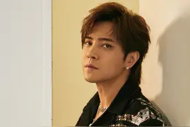 罗志祥正式复出！新歌上线好评不断，曾当清洁工扫街挽好感被痛骂图片