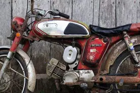 农村经常有收废旧摩托和电瓶车的，他们收这些干什么？能赚钱吗图片