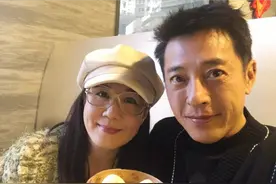吕颂贤陪妻子吃斋20年，受妻子启发经营素食店，已坐拥七家餐厅图片