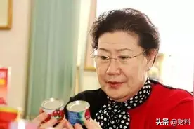 中国励志的退休老太太：她50岁创业，靠3分钱的利润做到市值百亿图片
